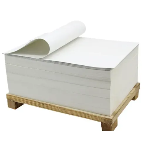 Fehér kartonpapír C1S SBS FBB Ivory Board 300gsm csomaghoz